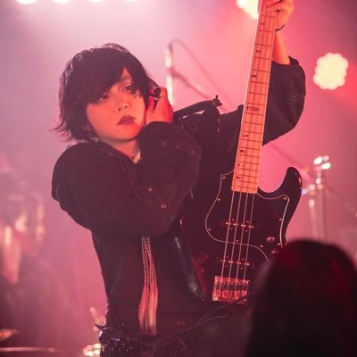 Suzuka_Jazzbass's profile picture. ジャズベースでメタルを弾く人/ex.XELESIAH/Red House,Moon,FGN,Fender 75's/Fractal Audio,Helix/サポート依頼等のお誘いはDMまで