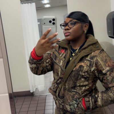 detgirlmeme's profile picture. the blessed & highly favored one 💕