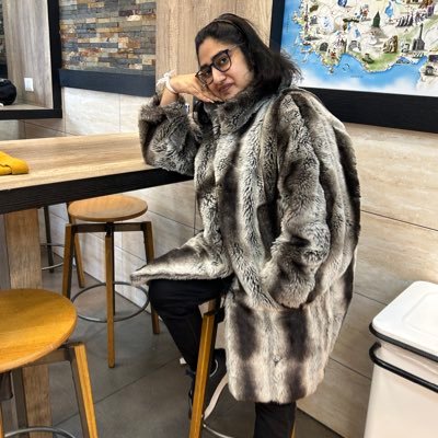 tami_Wijemanna's profile picture. I'm Ayurvedic Dr. Francis Premachandra's Granddaughter | Founder & CEO At UPWRITER | Law Student | Teacher | Social Media Manager | Gatabera Musicia