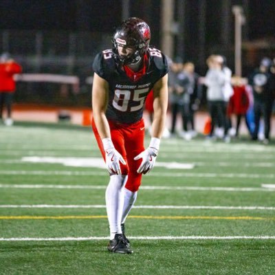JackSievers2's profile picture. 4⭐️ESPN ATH| 6'4 235 AMHS /‘26/ 4 sport ath/ 3.97 GPA / HJ: 6’4/ 4.4 40yd contact: @Ryan_Clary_ / Wisconsin Commit 🔴⚪️🔴