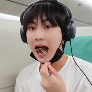 jwxonim's profile picture. 