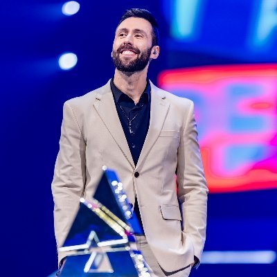 Archarom's profile picture. Host/Caster/Voice Actor
Business Inquires:
Archarom@gmail.com
https://t.co/74Q5L2R4c6
https://t.co/I2walszaxc