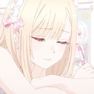 CutieBunnyi's profile picture. 