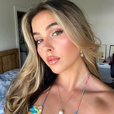 Evelynnnstudio's profile picture. Whoever does not love does not know God, because God is love. 🚫PORN
#Patriot