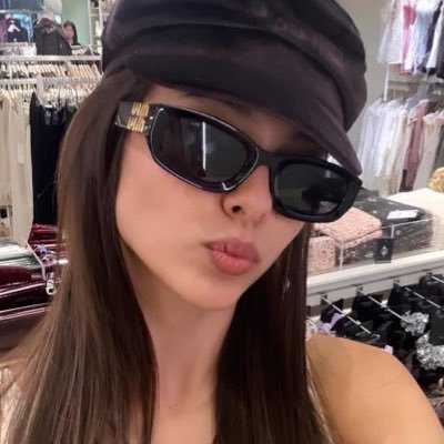 pandourjel's profile picture. in love with raisa mariee and also a potterheadd