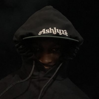 bmdl_exe's profile picture. Memento mori