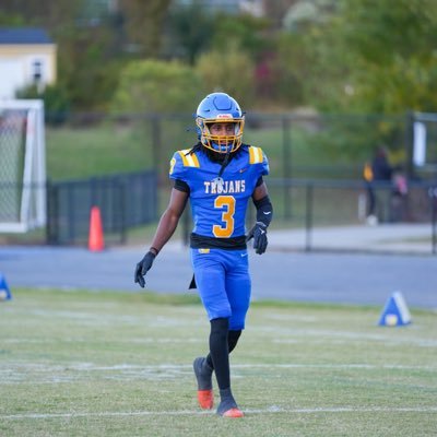 Eric_Chisley1's profile picture. ATH/WR/FS/DB/ST Co26/#3 🏈 40-4.39/VJump-41/Track🏃🏾‍♂️NCAA# 2308988624 chisleyeric@gmail.com @TheGMHSFootball