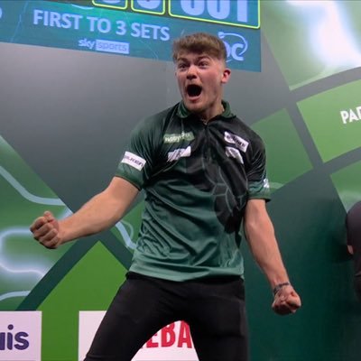 DartsCentral180's profile picture. 