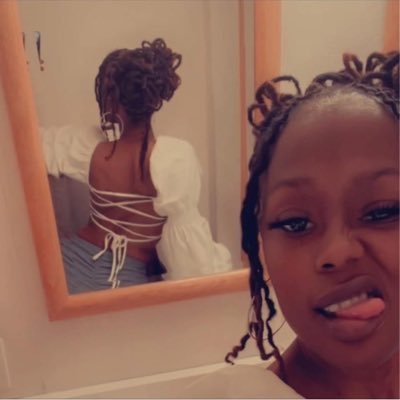 aMelaninVibe's profile picture. 🐞🧚🏾‍♀️🐱Stay ready so you dont have to get ready. HTU 🐏 Mental Health Matters. Candles: @ScentFrmHeavenT Podcast: @CrownEmEmpire Book Reviews: @LitLoungeHQs