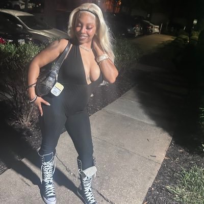 grpejam's profile picture. Rest peacefully mama ❤️🖤 | ♒️ ig: @grpejam