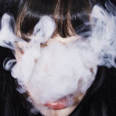 starvmee's profile picture. i weight 926 tons