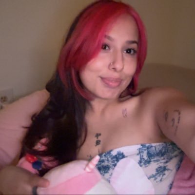 mamilinaxoxo's profile picture. ⭐️ main account ⭐️ currently 5 months pregnant ⭐️ 🎥 COMMISSIONS OPEN! DM ME 🎀