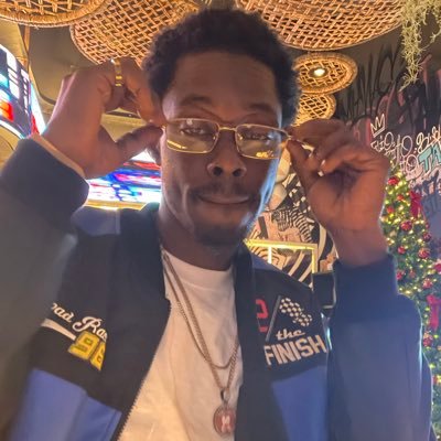 7WaySmooth's profile picture. Get a load of this guy. #CDLoperator #OptionsTrader #HNIC #SevenWay #RIPMa #RIPTyra Colossians 4:5-6