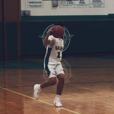 Mikekenjesky's profile picture. 5’10 | C/O 2029 |PG| oneonta hoops michaelkenjesky07@gmail.com (516-473-1107)