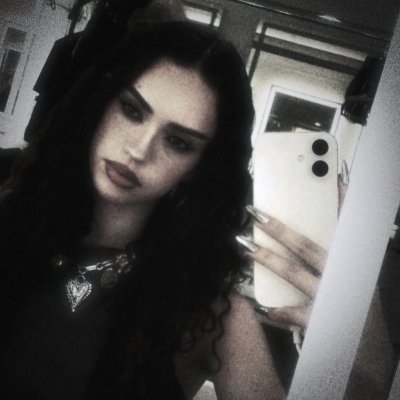 y2kvico's profile picture. 