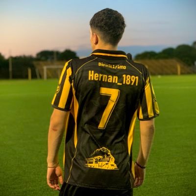 Hernan__1891's profile picture. 🟨⬛️𝗖𝗨𝗘𝗡𝗧𝗔 𝗗𝗘𝗗𝗜𝗖𝗔𝗗𝗔 𝗔 #peñarol 🏆𝟲𝟬 🏆𝟲𝟭 🏆𝟲𝟲 🏆𝟴𝟮 🏆𝟴𝟳 ⭐️𝟲𝟭 ⭐️𝟲𝟲 ⭐️𝟴𝟮 🎖️ 𝗖𝗗𝗦 𝗫𝗫