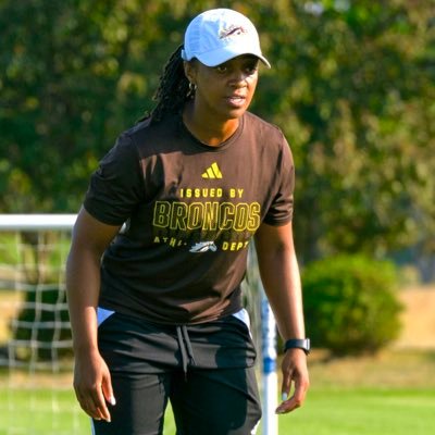 PaigeEli7's profile picture. Assistant Soccer Coach at Western Michigan University.             🇬🇧
