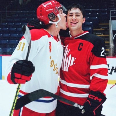 wilmonalways's profile picture. ~I want to believe in romance~but i like you, and that is not fake~you are the rain, dante~history huh?~because evan~you’re tk i’m carlos and we’re soulmates~