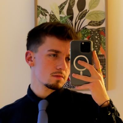 unLuminR's profile picture. Le soir où le soleil s’est levé à 20h