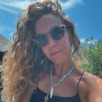 clynardjane's profile picture. 