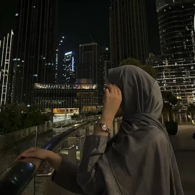 lily11721796583's profile picture. 