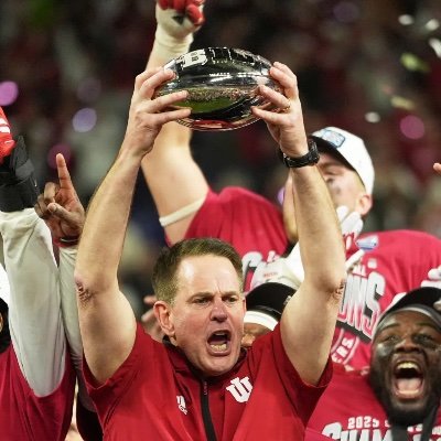 FastPhysicalCig's profile picture. Fast. Physical. Relentless. 6 seconds a play, every play a life of its own.