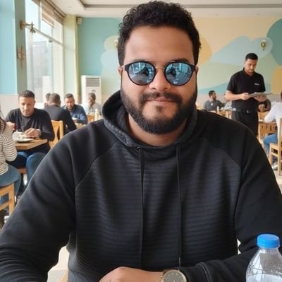 abdoashrraf's profile picture. مقدم برامج / كورة ترند / فنجان قهوة/ حفظ الله مصر و جيش مصر 🇪🇬  📺 اذكر الله قل لا اله الا الله .. صل ع النبي الكريم سيدنا محمد صل الله عليه وسلم ❤️