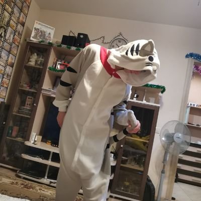 soy_alejandro13's profile picture. Soy nueva aquí, por favor, apóyenme ♥️ 🔞18+ Bloque inicial| Soft nudes| #LGBT+ 🇷🇺🇦🇷🏳️‍🌈 I live in Argentina