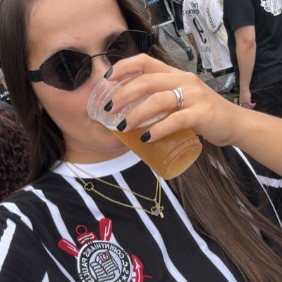 vanessinhab010's profile picture. 