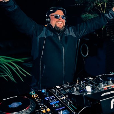 o0Philipp0o's profile picture. There's nothing special to say about me — I just try to enjoy life. 🍀🙂 #Switzerland: 🇨🇭 #Hobby: 📸 🎮 🎷 🎧 🤖✏️ 🌳 #Family: 🙋‍♂️🐱🕷🕷 #Faith: ✝️🙏