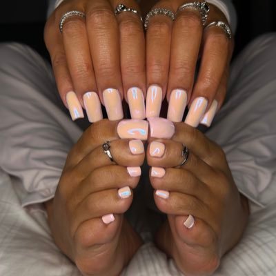 GoddessGaiaxo's profile picture. She’s Back💋| vid calls | feet worship | customs | realtime | worn goods