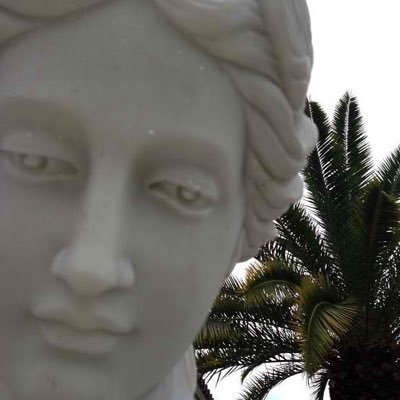 CryptoMilly_'s profile picture. THE FUTURE IS NOW