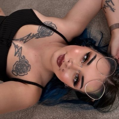 gothick_gf's profile picture. 26 | 𝓊𝓇 𝒻𝒶𝓋ℯ 𝒽ℯ𝒹ℴ𝓃𝒾𝓈𝓉 𐙚⋆°｡⋆♡
