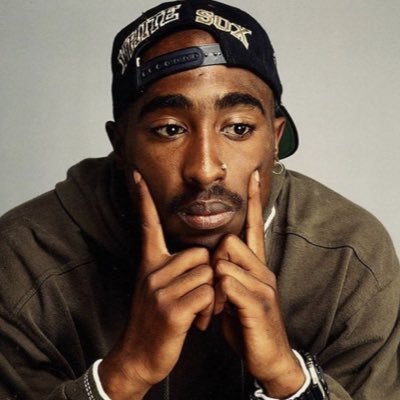 anakinsahsokas's profile picture. through every dark night, there's a bright day after that