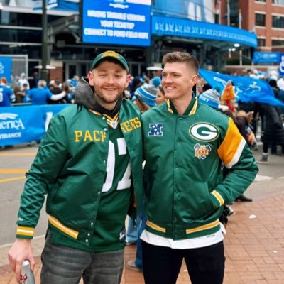 OliverGallimore's profile picture. “Turned the page from 12 to 10… figured out how to Love again”