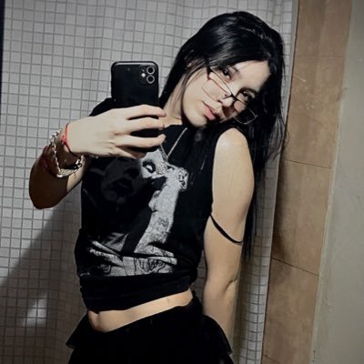 romeronhani's profile picture. just an archive;