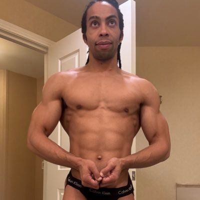 Bobbyday_22's profile picture. lMusclebottom 💪🏾 gymbunny 🐇l https://t.co/6sxeGjpNp7