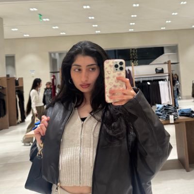 _akabuttercup's profile picture. bitch dont speak to me ion like you