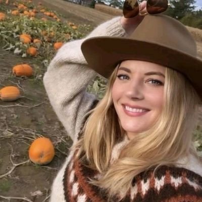 PedroRodrg93384's profile picture. Actress & Director. Proud Ukrainian and Ambassador of President Zelenskyy’s, UNITED24
|🐈 Cats & 🐕 Dogs ❤️
#viking x #bigsky