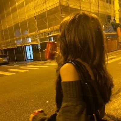 thisispinkymist's profile picture. magical things are here🔮