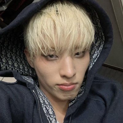 esileuris's profile picture. ( #기호 )