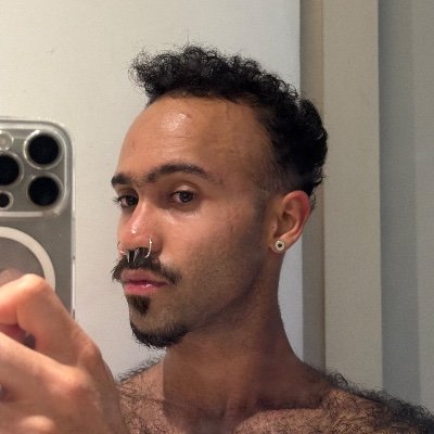 victormorty's profile picture. 🇧🇷 | #⃝design | tech fan | falo muito sobre tudo | ele/ela (⚧︎)