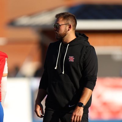 JustinCogar32's profile picture. Teacher / Football Coach - Herbert Hoover HS 🏈