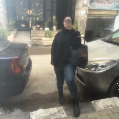 MariGarXx's profile picture. too fucked up to care anymore