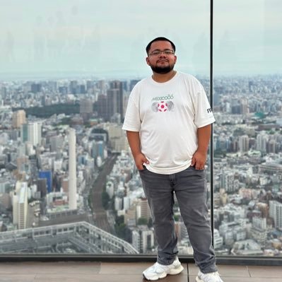 ItsLuiisE's profile picture. for the culture. 🇺🇸🇲🇽 || i stream & make vids sometimes || i play valorant || itsluiise.twitch@gmail.com