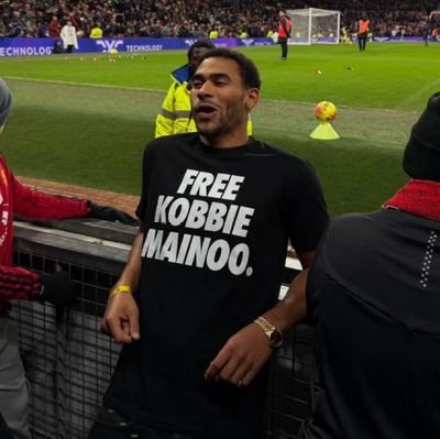 emmanson_jr23's profile picture. Arsenal FC❤️‍🔥|Pro Footballer(IJEBU UTD)X | FC🦅❤️‍🔥|🇳🇬 Naija soul.Thriving online.Big dreams. GamerFC26🔝Hard life,Harder grind!💸.Take me to 1k guys 🙏🏻