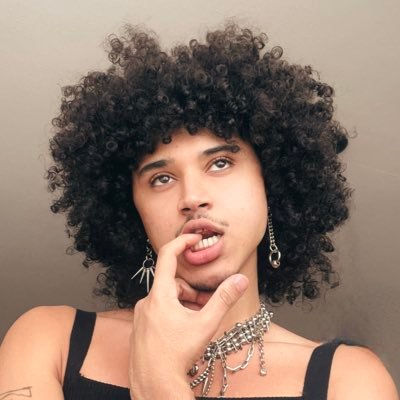 souvilu_'s profile picture. nb gostosa de alma e gogó