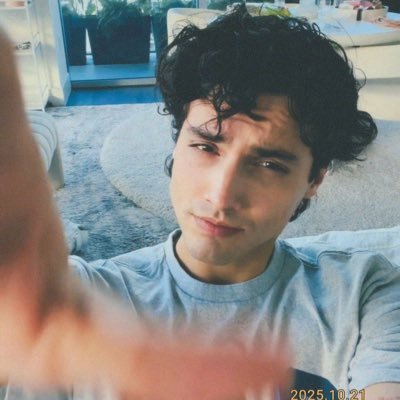 humbertitamil's profile picture. 