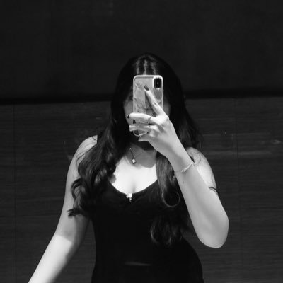 gvrlbosz's profile picture. vincere tancendo