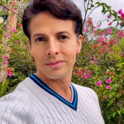 LuisGiraldo65's profile picture. Artist Herbalist Equestrian #Herbologist #Art